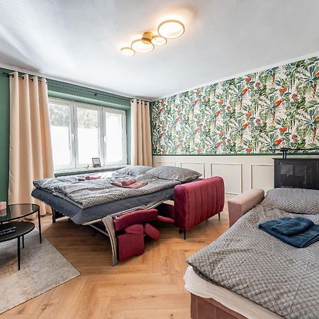 Luxusny Apartman Pri Nemocnici Caşonia Exterior foto