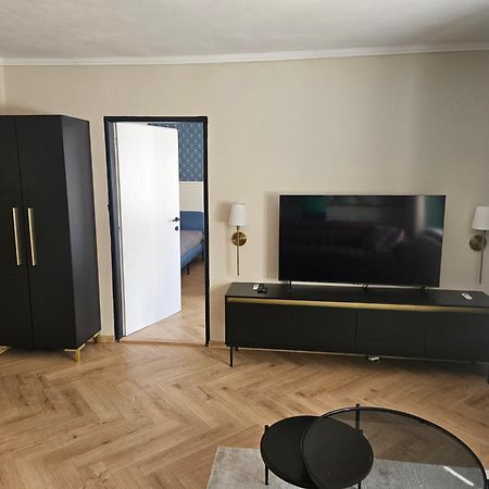 Luxusny Apartman Pri Nemocnici Caşonia Exterior foto