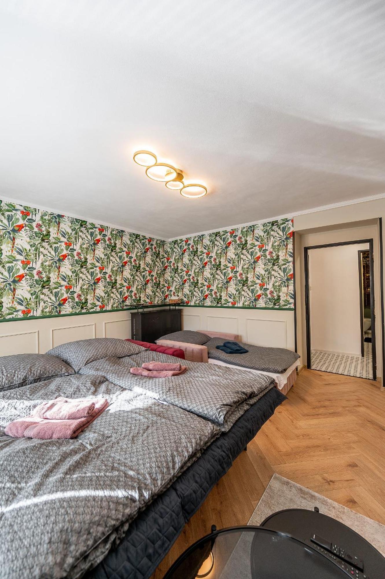 Luxusny Apartman Pri Nemocnici Caşonia Exterior foto