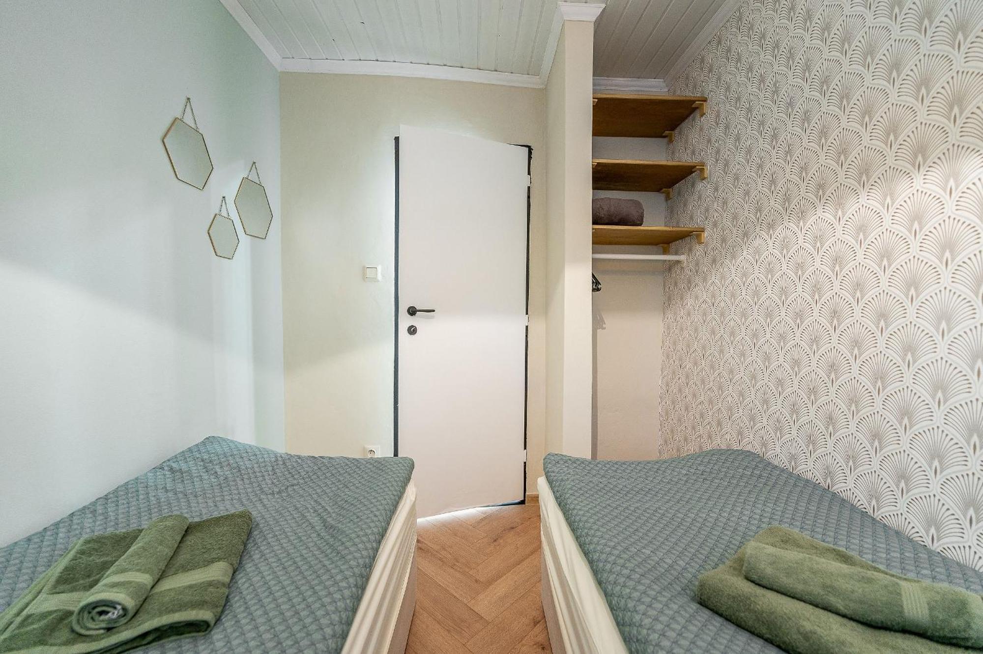 Luxusny Apartman Pri Nemocnici Caşonia Exterior foto