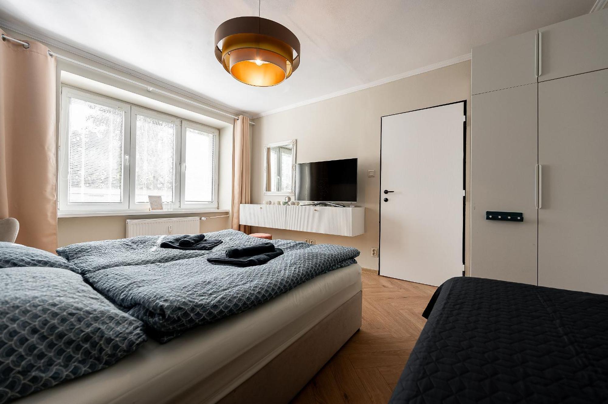 Luxusny Apartman Pri Nemocnici Caşonia Exterior foto